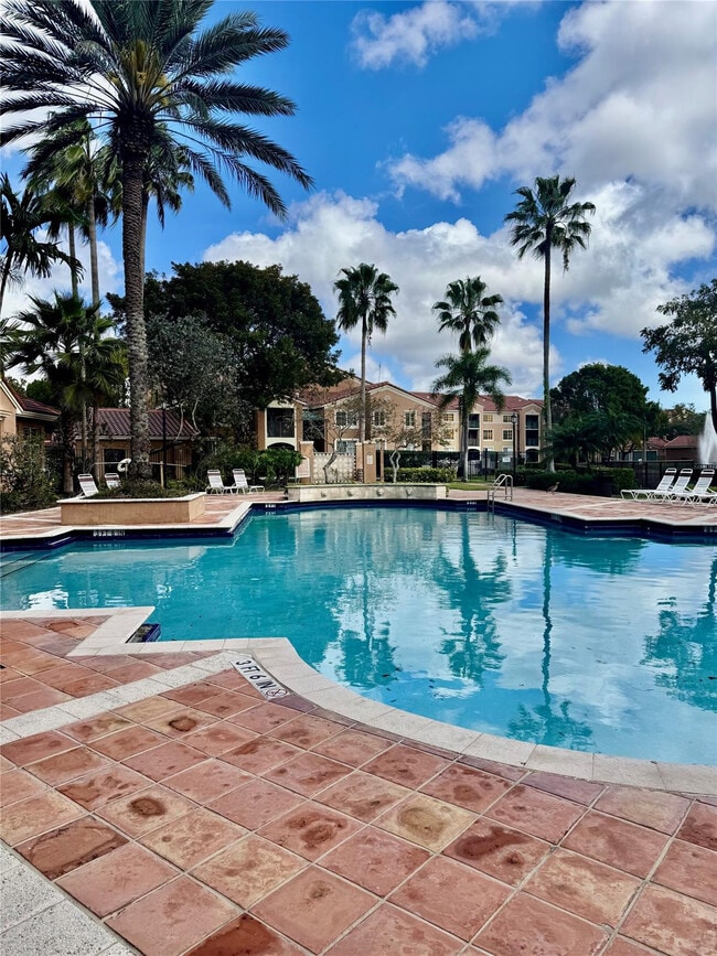 Building Photo - 4856 N State Rd 7