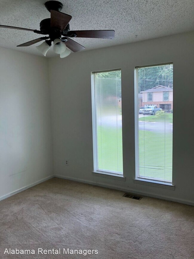 Building Photo - 3 br, 2 bath House - 985 Ryecroft Road