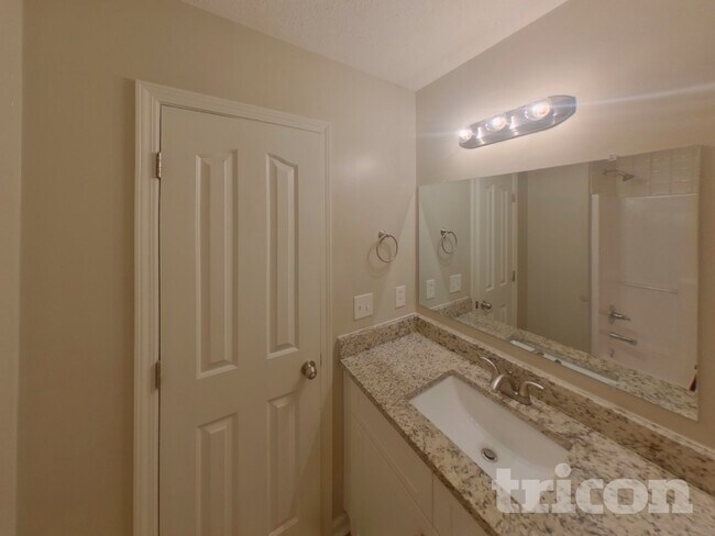 Building Photo - 1110 Nahanee Ct