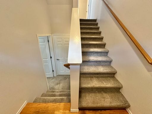 Building Photo - Lovely 3 bed Townhome near desirable Greenlake!