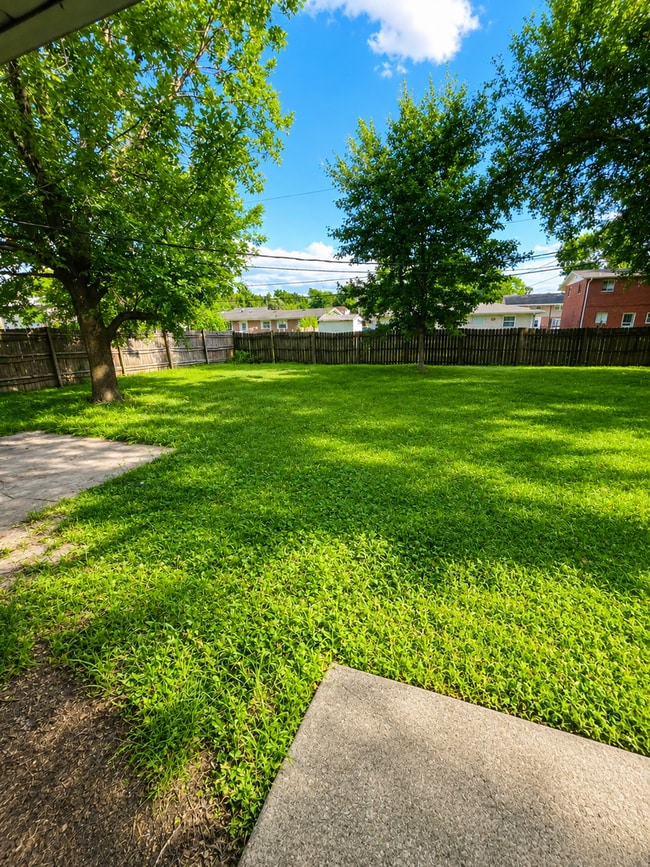 Building Photo - Beautiful 3BD/2BA