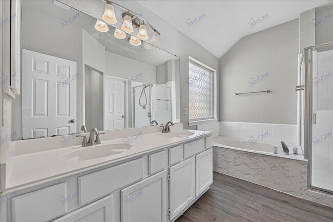 Building Photo - 333 Stately Oak Ln