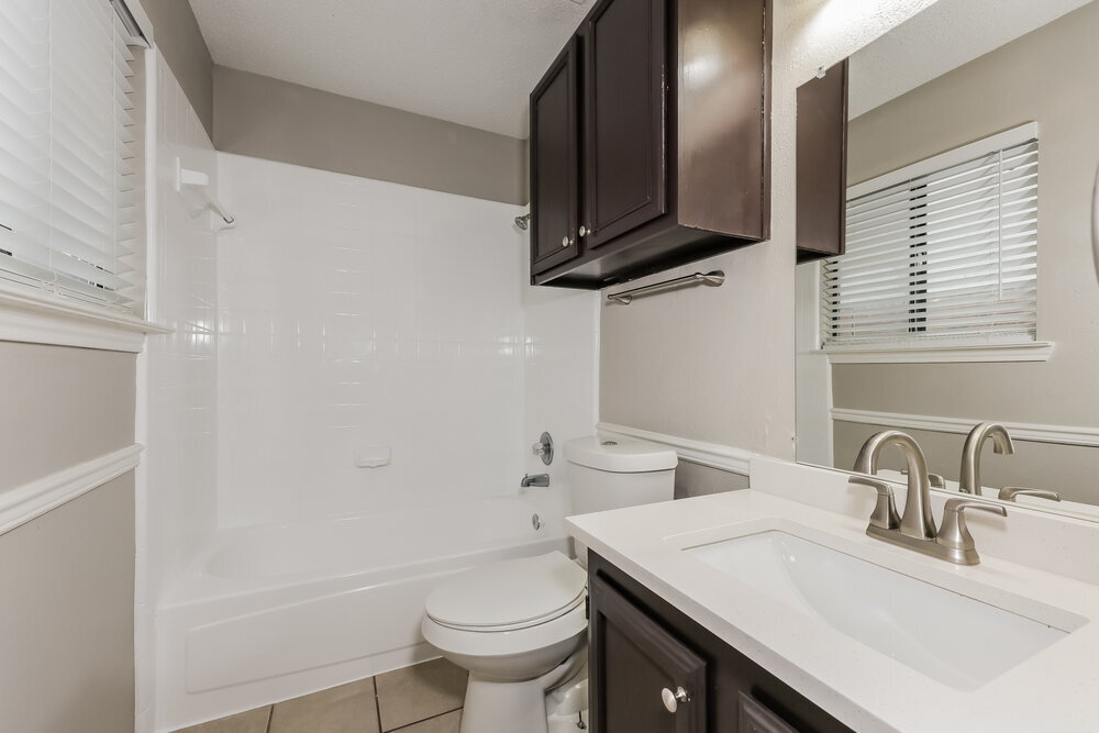 Building Photo - 140 Callender Dr