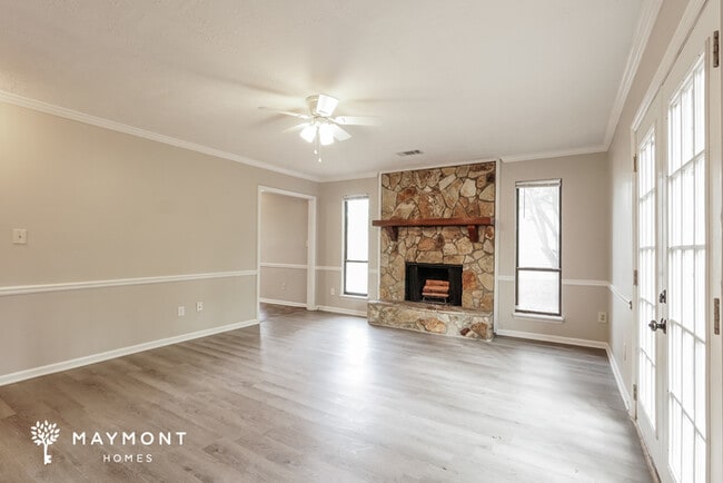 Building Photo - 333 Stagecoach Way