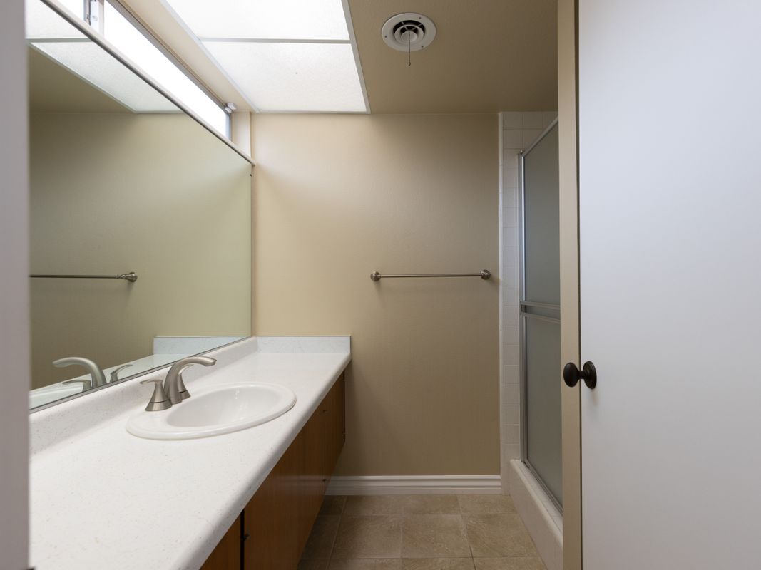 Building Photo - 5322 Harvard Ave