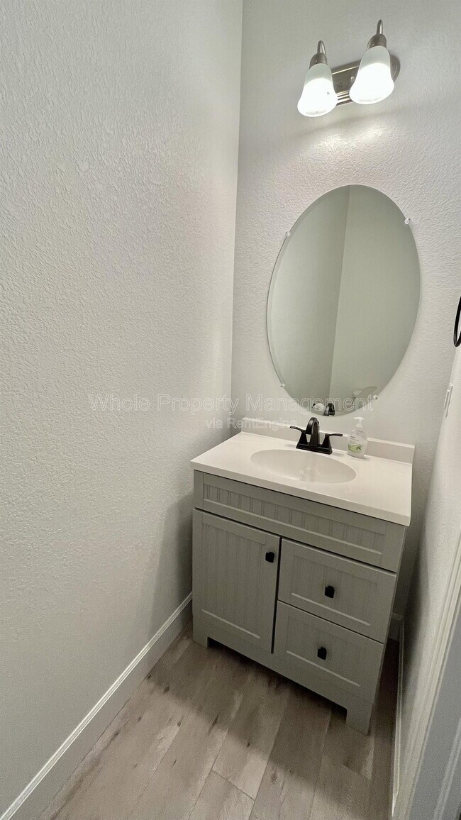 Building Photo - 5782 Saddle Skirt St