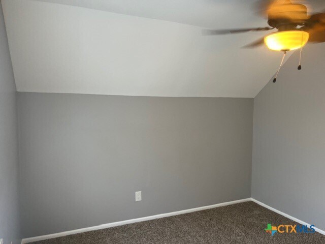 Building Photo - 1306 Carnation Ln