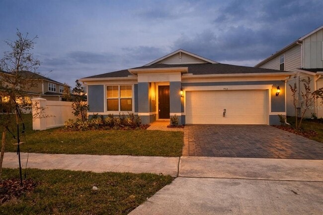 Building Photo - 7415 Olivewood Ave