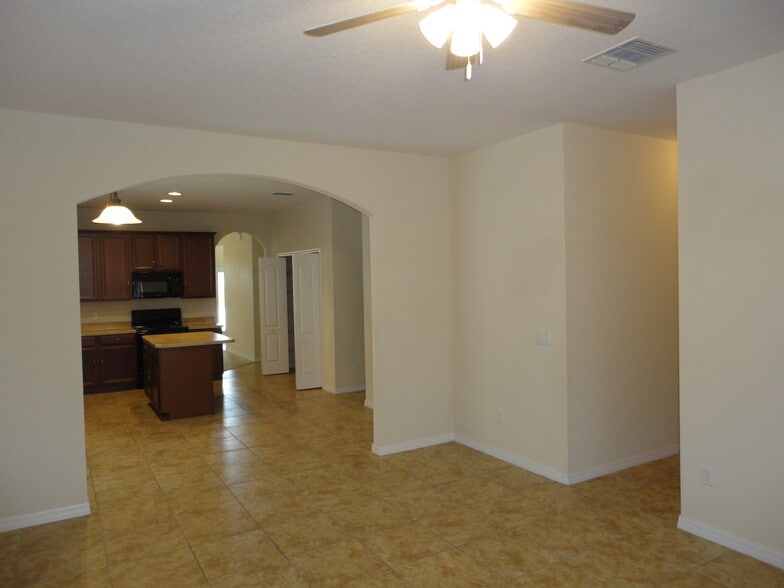 Building Photo - 5314 Lorilawn Dr