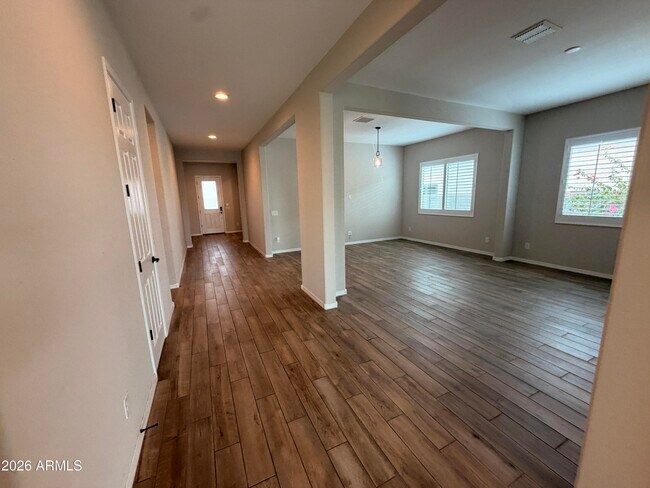 Building Photo - 5151 N 181st Dr