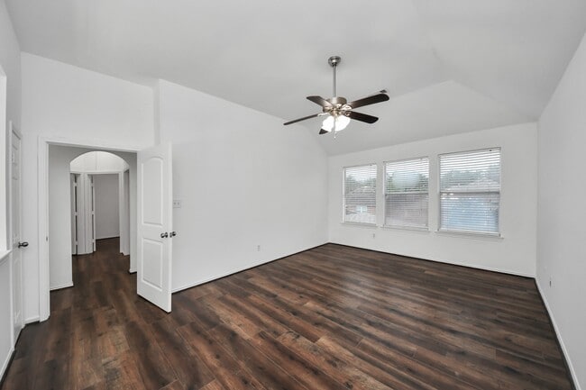 Building Photo - 20222 W Lakebridge Ln