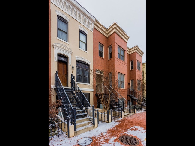 Building Photo - 1230 4th St NW