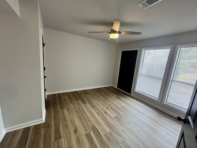 Building Photo - 4210 Waterwood Dr