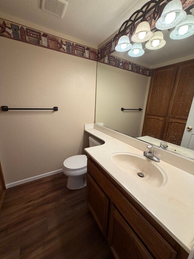 Building Photo - 8240 Rockbury Way