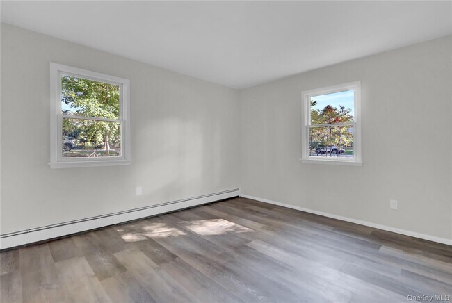 Building Photo - 7 Canterbury Ct