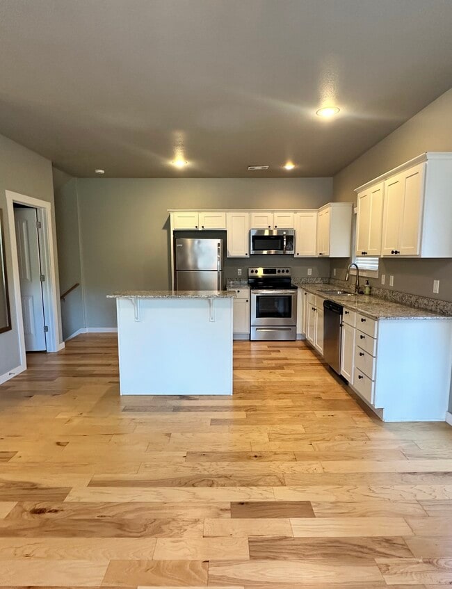 Building Photo - 2788 W Cottonwillow Way