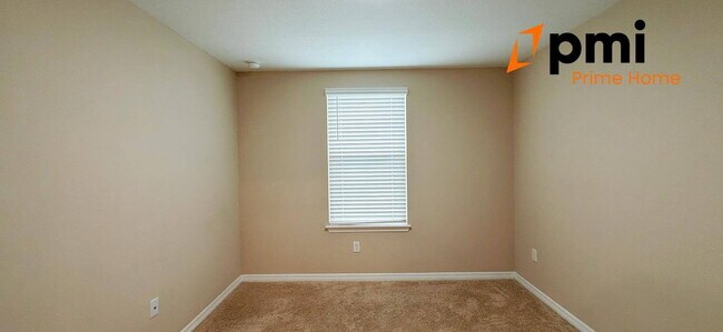 Building Photo - Charming 3-Bed Townhouse Retreat in Winter Garden – Spacious Living with 2.5 Baths!