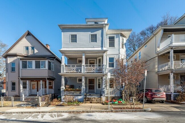 Building Photo - 21 Ericsson St