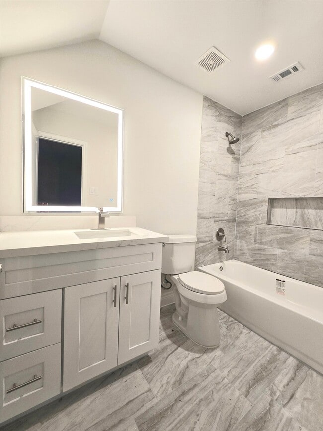 Building Photo - 12813 Andromeda Ct