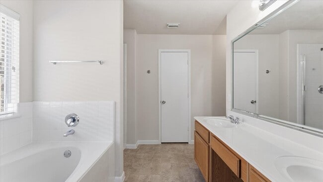 Building Photo - 8623 Sorrel Meadows Dr