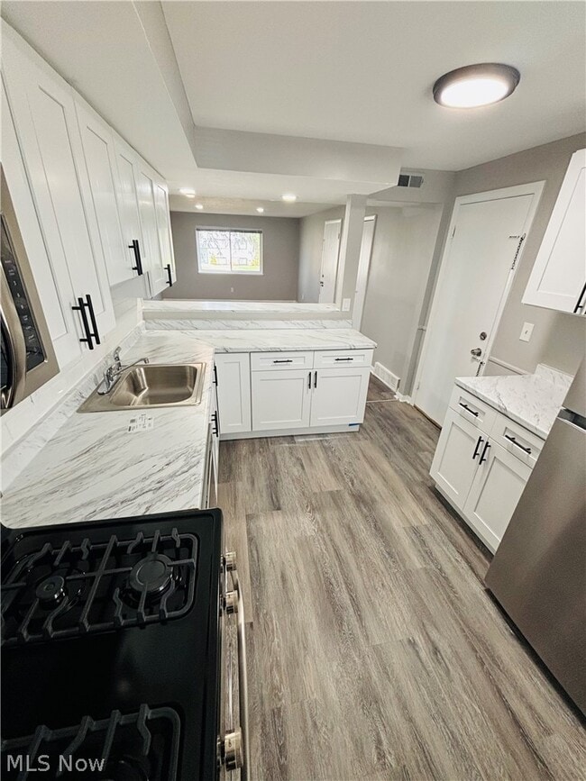 Building Photo - 21045 Southbend Cir