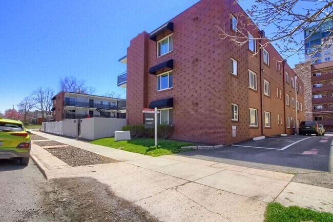 Building Photo - 257 Pearl St