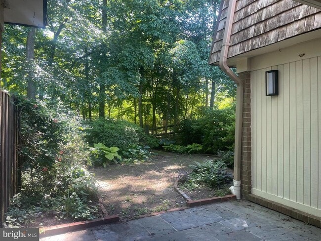 Building Photo - 19002 Stedwick Dr