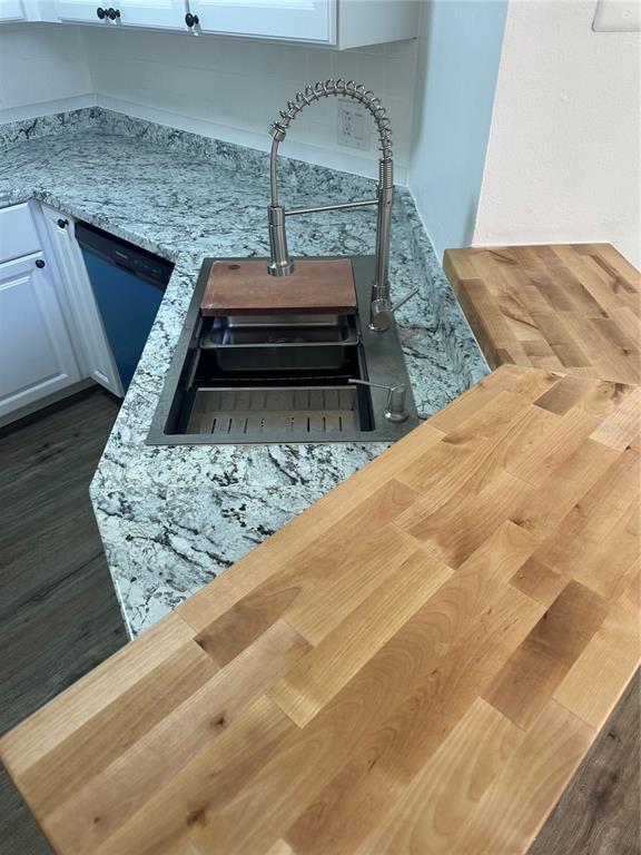 Building Photo - 624 Cambridge Way