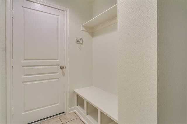 Building Photo - 2661 Calmwater Dr