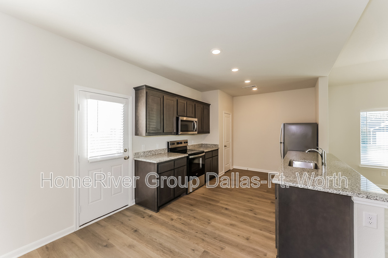 Building Photo - 6569 Crosswood Ln