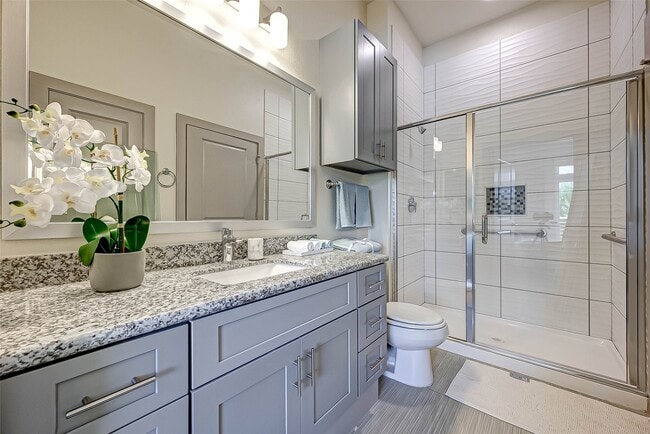 Building Photo - 6955 Turtlewood Dr