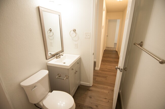 Building Photo - 1011 Brenner Ct