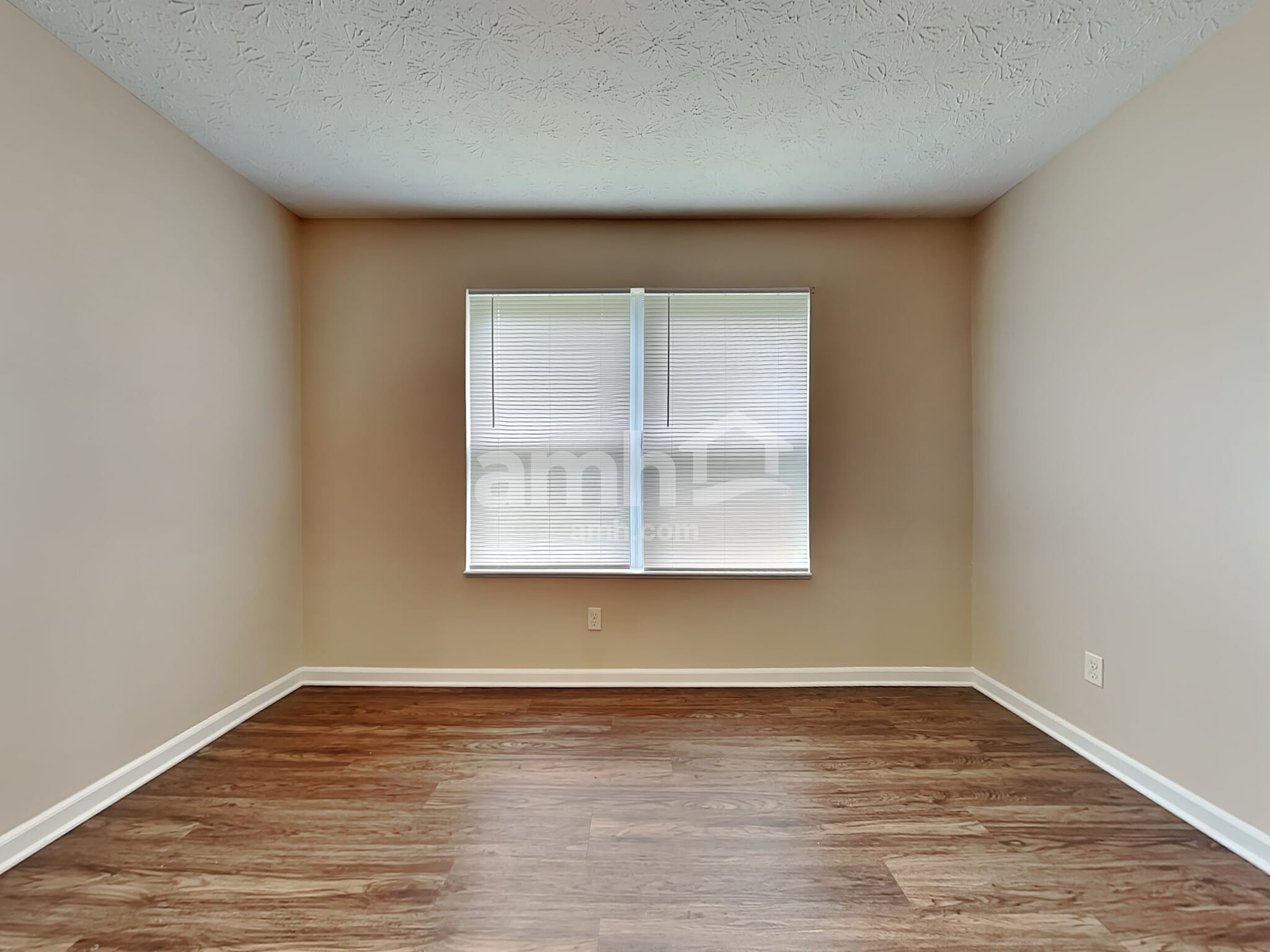 Building Photo - 3416 Montgomery Dr