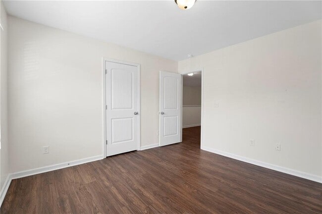 Building Photo - 1240 Faye Ct