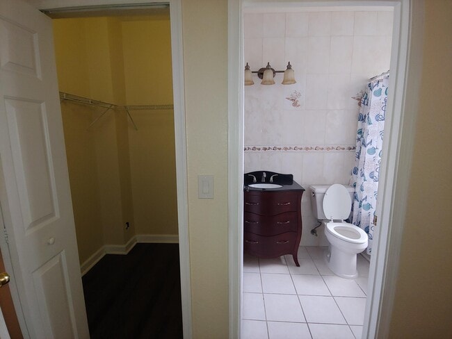 Building Photo - 3106 Shoma Dr