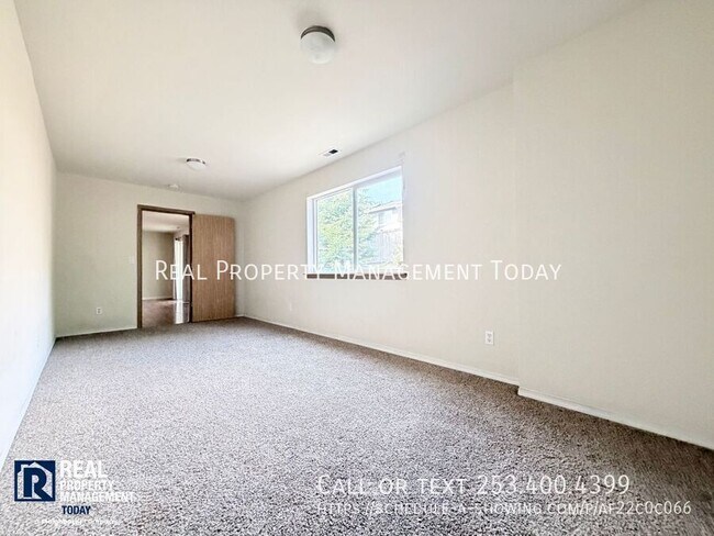 Building Photo - 18610 85th Ave E