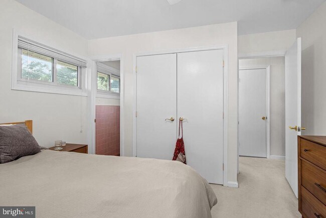 Building Photo - 2608 Sigmona St