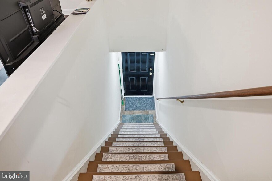 Building Photo - 207 Yardley Cmn