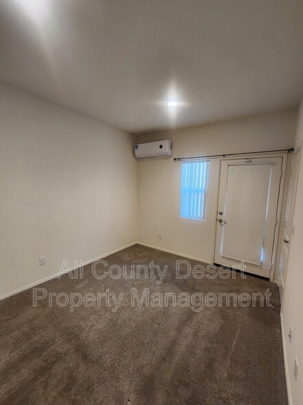 Building Photo - 44430 Beringer Dr