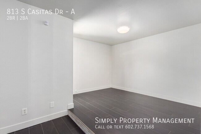 Building Photo - 813 S Casitas Dr