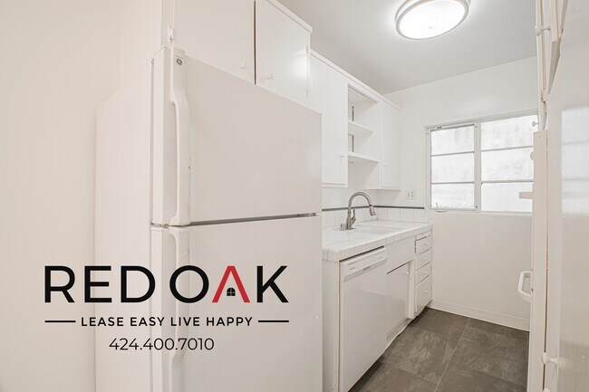 Building Photo - 1327 Laurel Ave