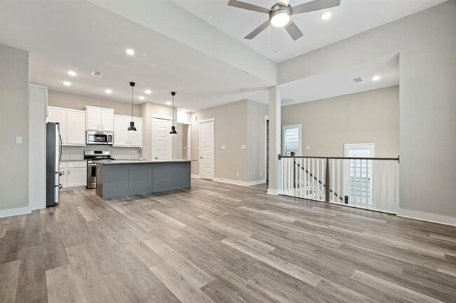 Building Photo - 1220 Sloane Manor Trace