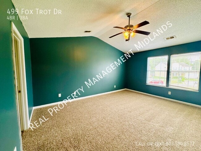Building Photo - 499 Fox Trot Dr