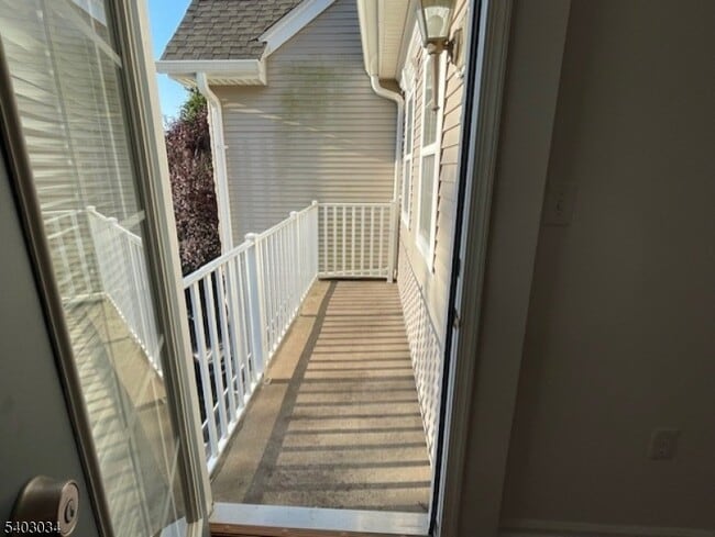 Building Photo - 33 Dorchester Dr