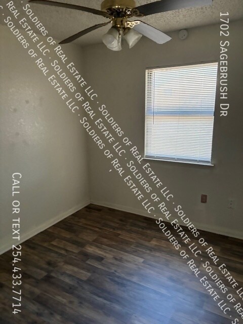 Building Photo - 1702 Sagebrush Dr