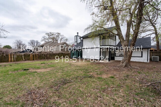 Building Photo - Gorgeous 3 Bedroom Remodel, BA Schools!