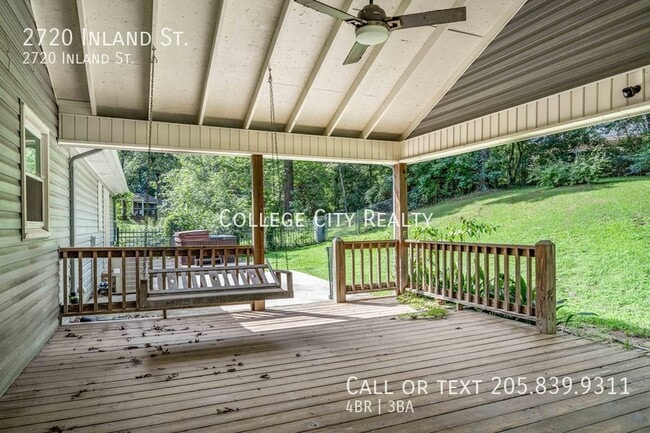 Building Photo - 2720 Inland St