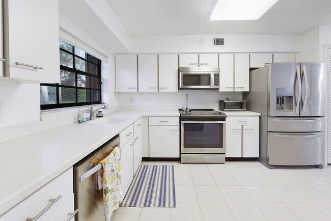 Building Photo - 17340 Boca Club Blvd