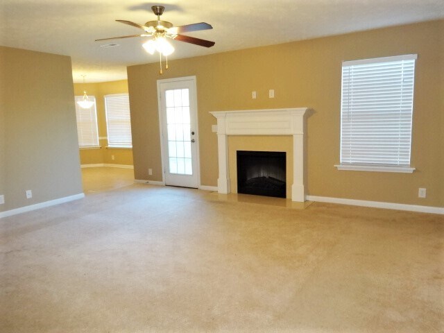 Building Photo - 4324 Pender Ct
