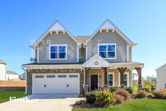 Building Photo - 707 Traveller Dr